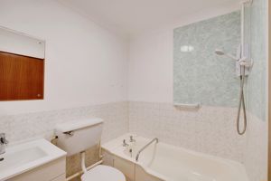 BATHROOM- click for photo gallery